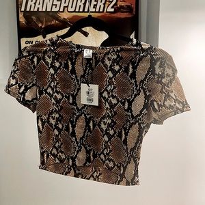 Crop-top Snake Print